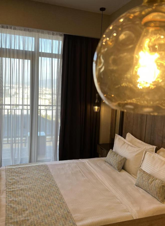 Hotel Sky Station Tbiliszi Kültér fotó