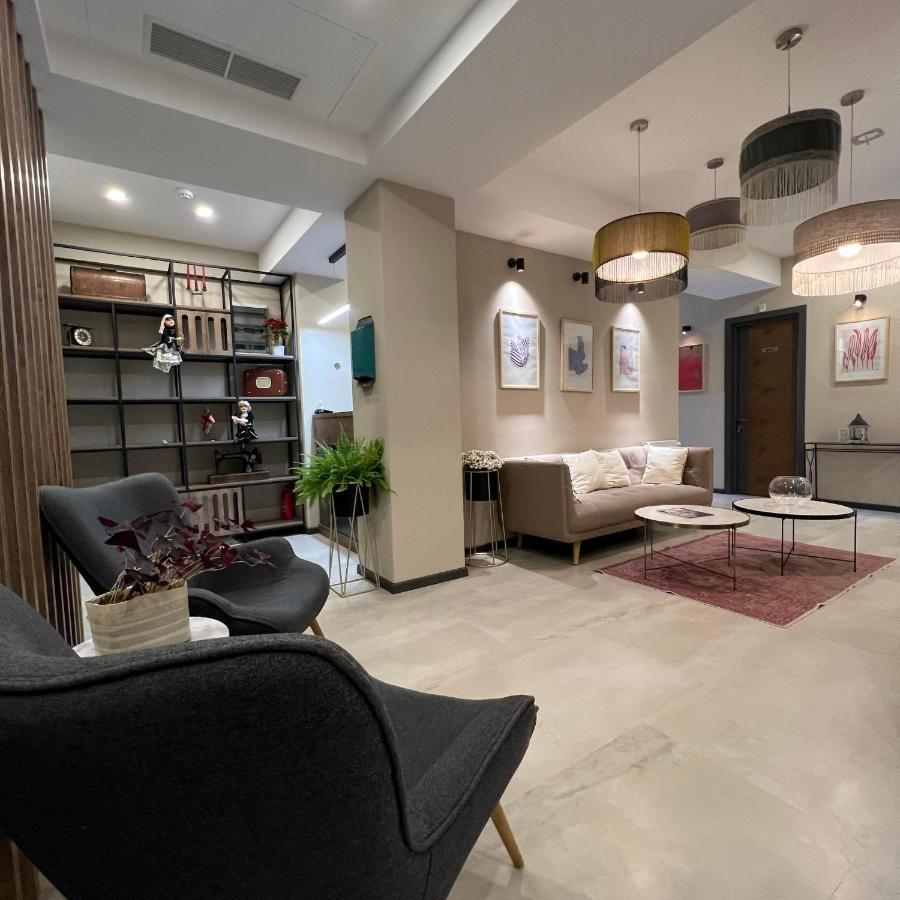 Hotel Sky Station Tbiliszi Kültér fotó