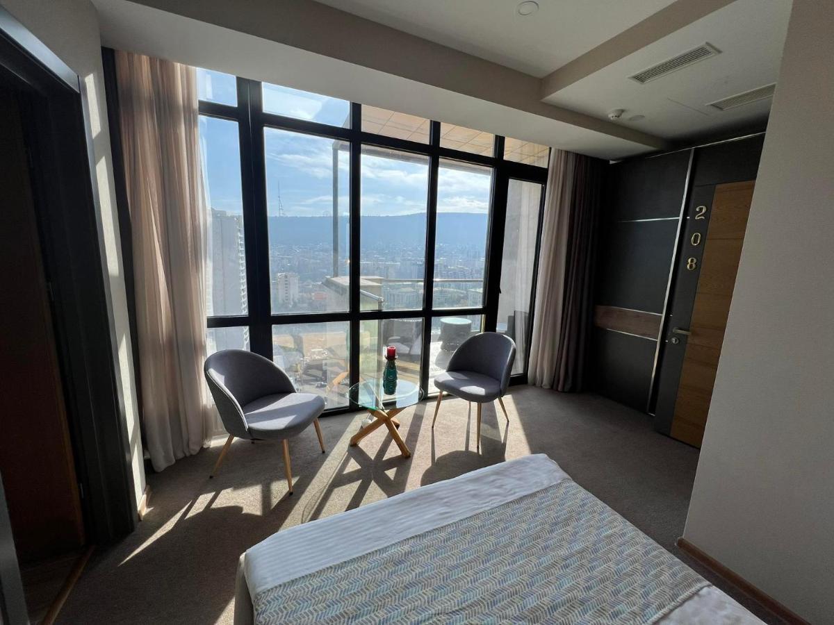 Hotel Sky Station Tbiliszi Kültér fotó