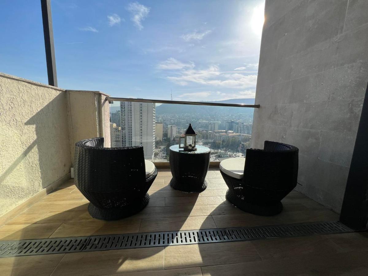 Hotel Sky Station Tbiliszi Kültér fotó