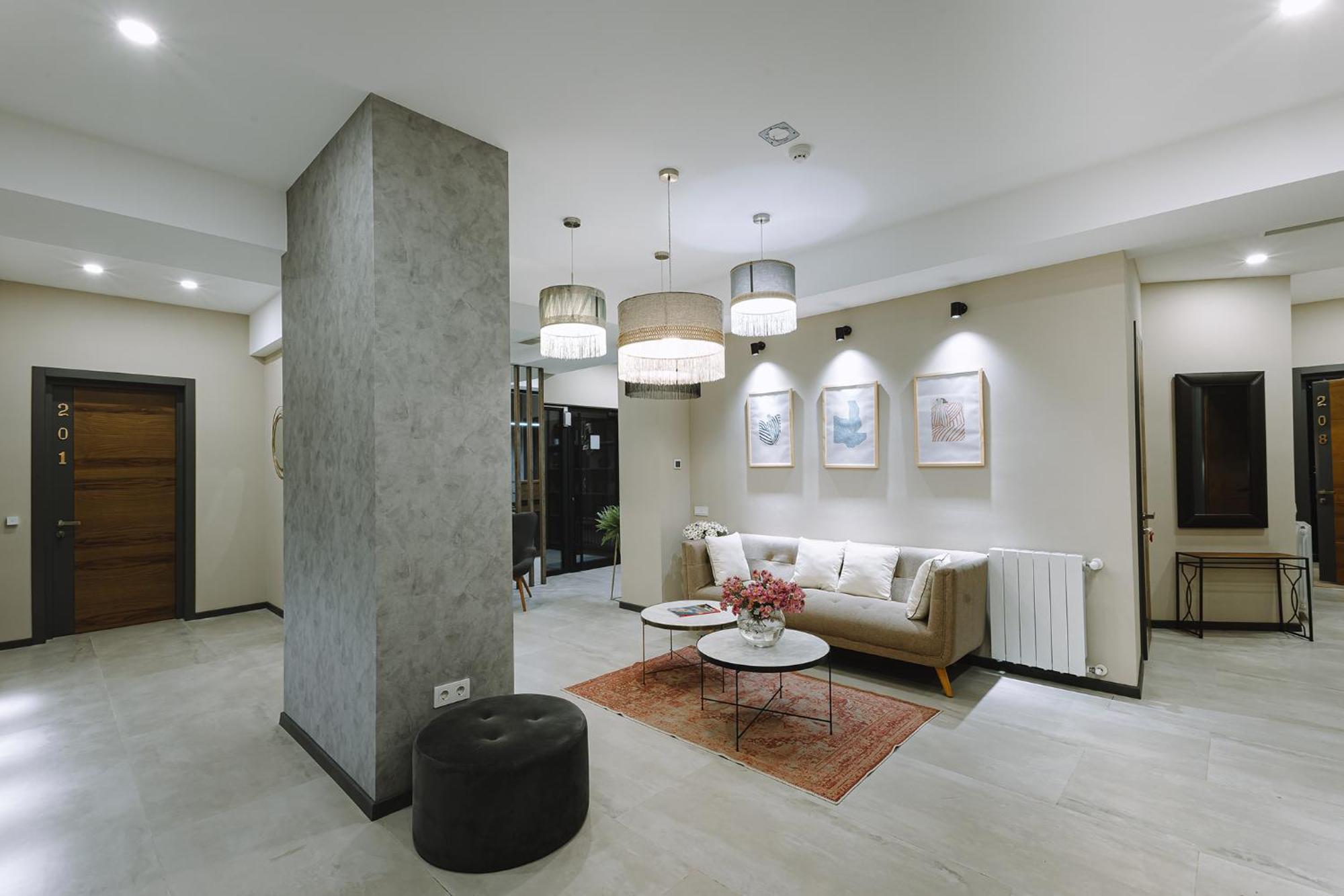 Hotel Sky Station Tbiliszi Kültér fotó