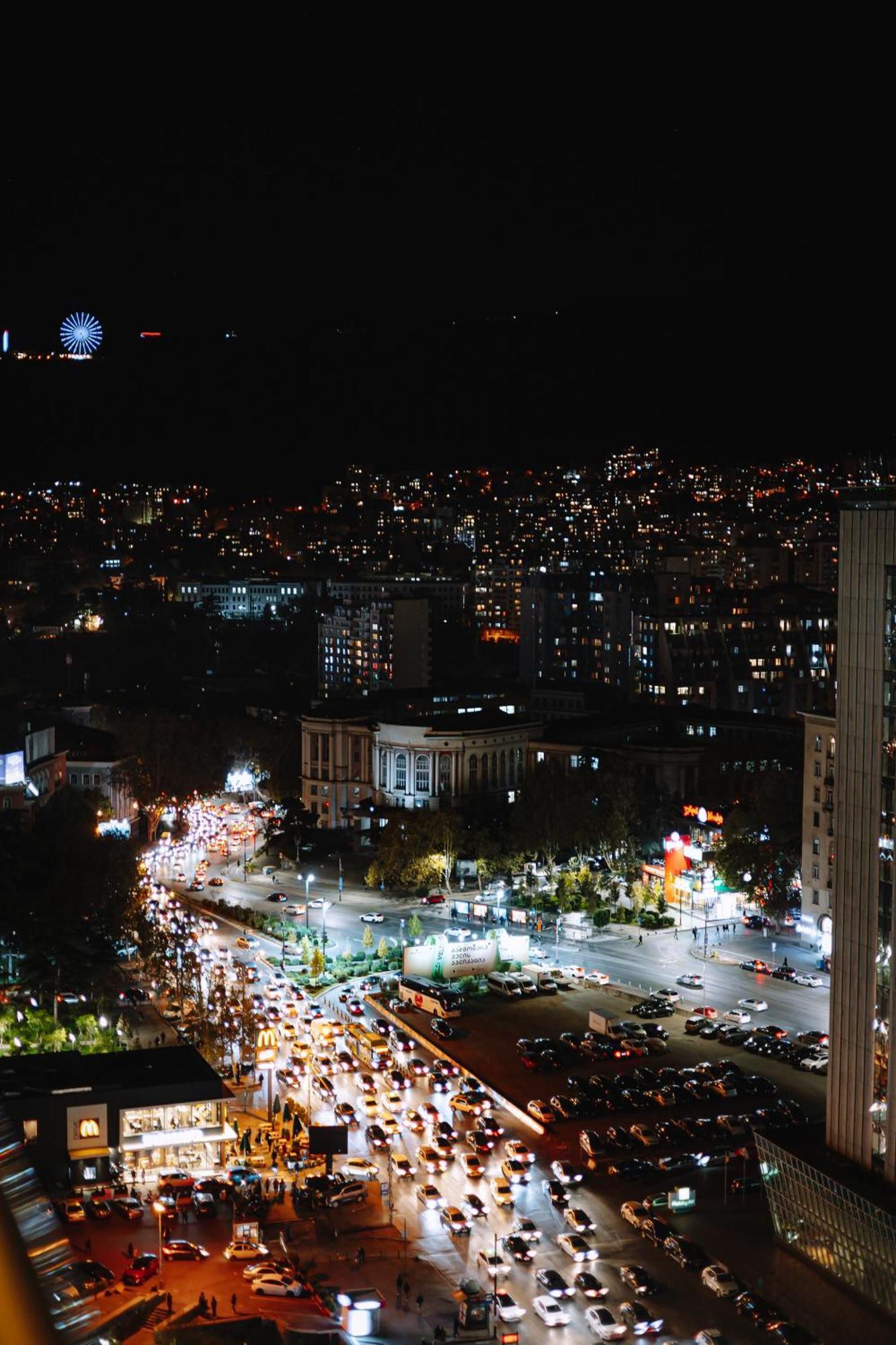 Hotel Sky Station Tbiliszi Kültér fotó