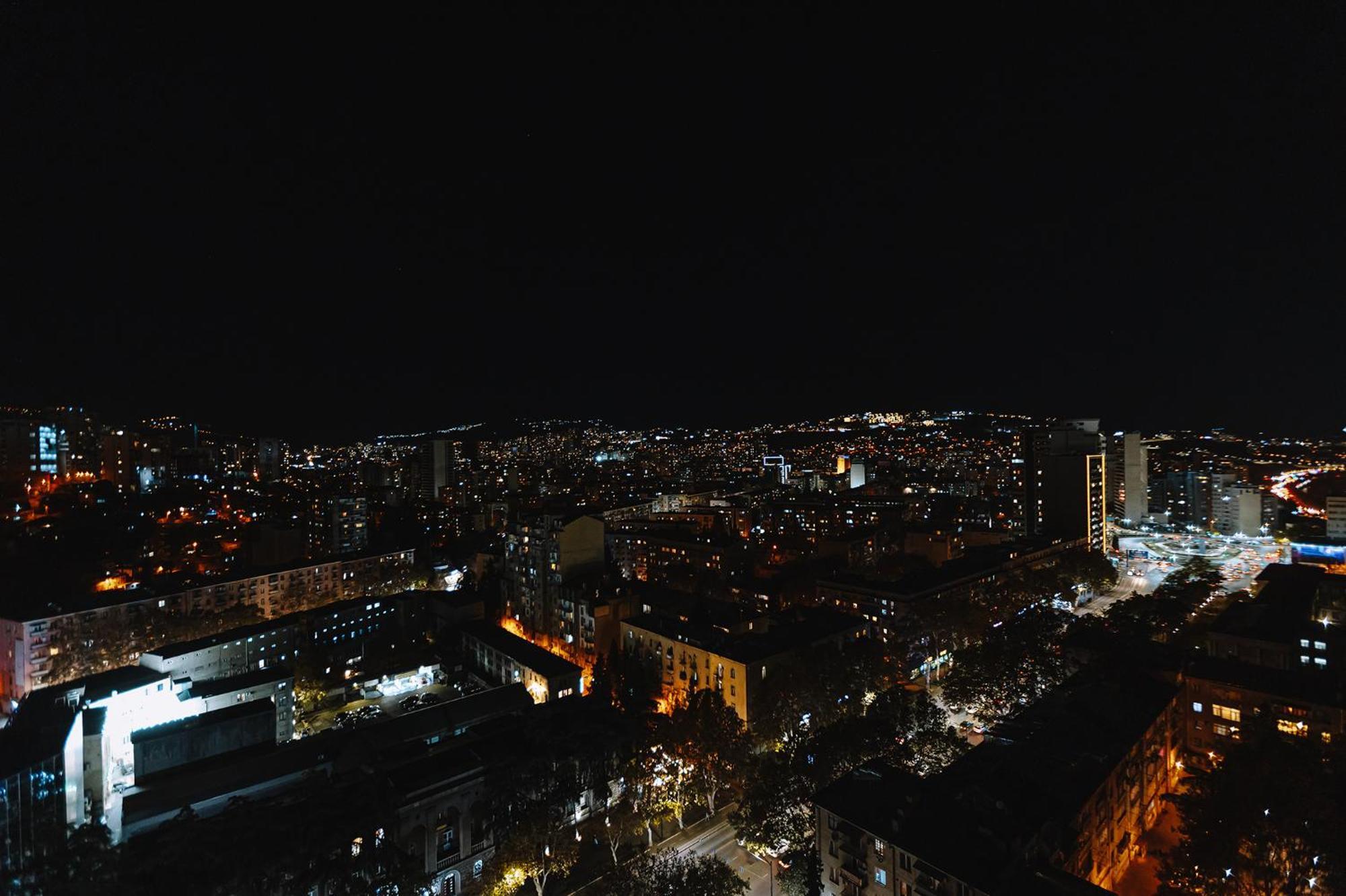 Hotel Sky Station Tbiliszi Kültér fotó