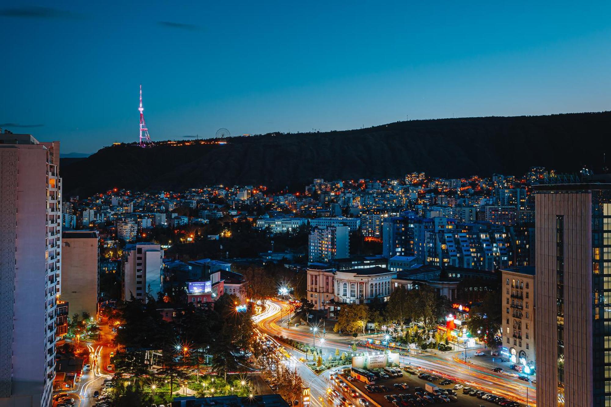 Hotel Sky Station Tbiliszi Kültér fotó