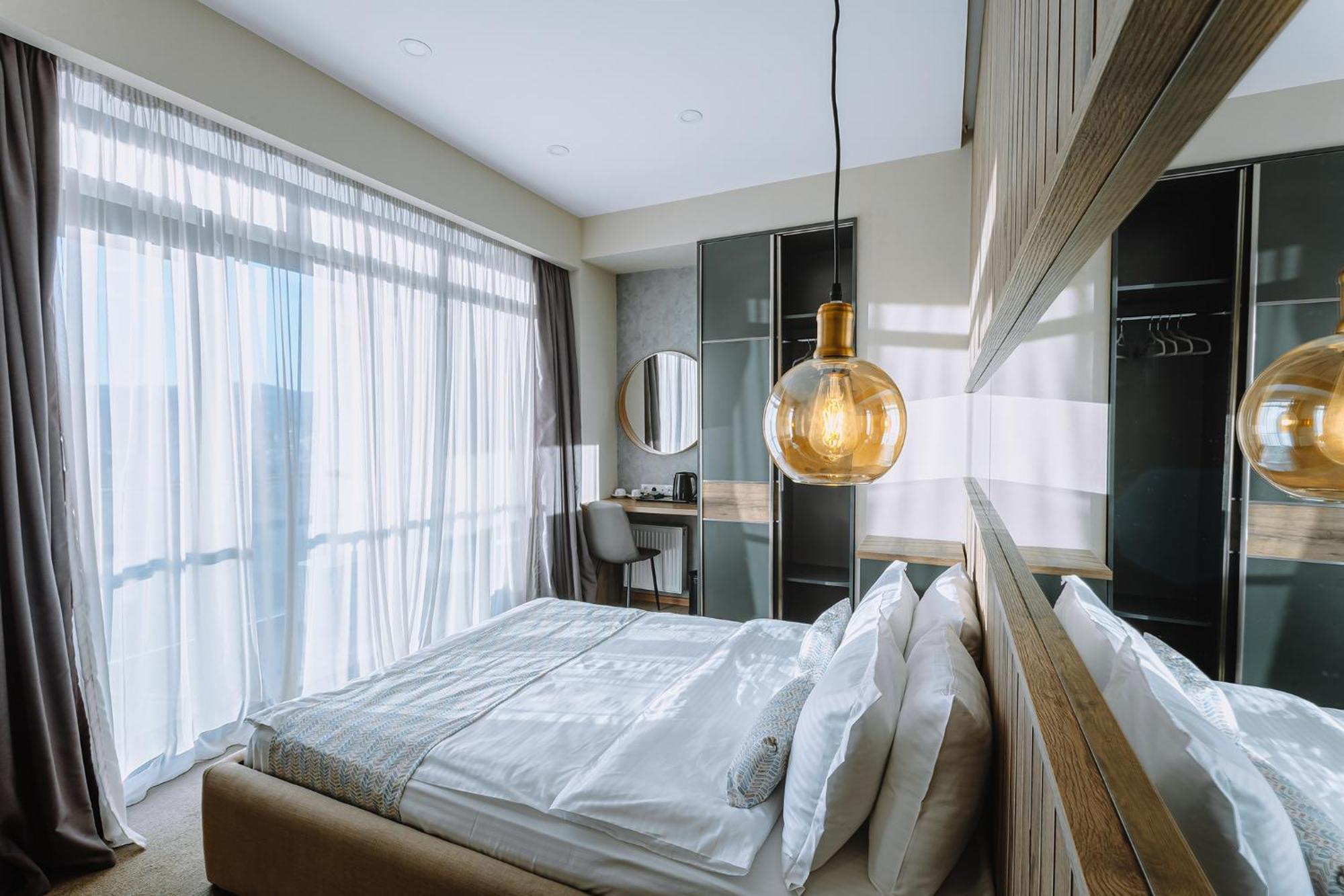 Hotel Sky Station Tbiliszi Kültér fotó