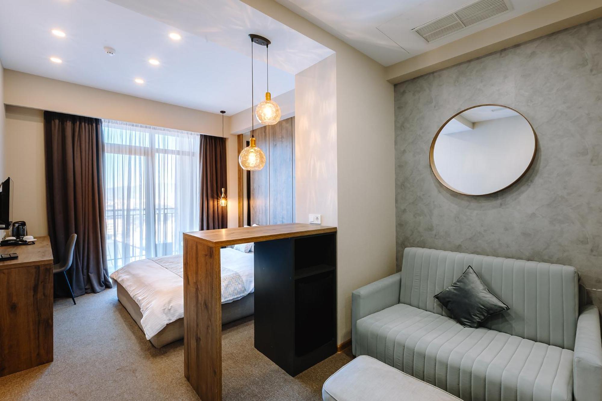 Hotel Sky Station Tbiliszi Kültér fotó