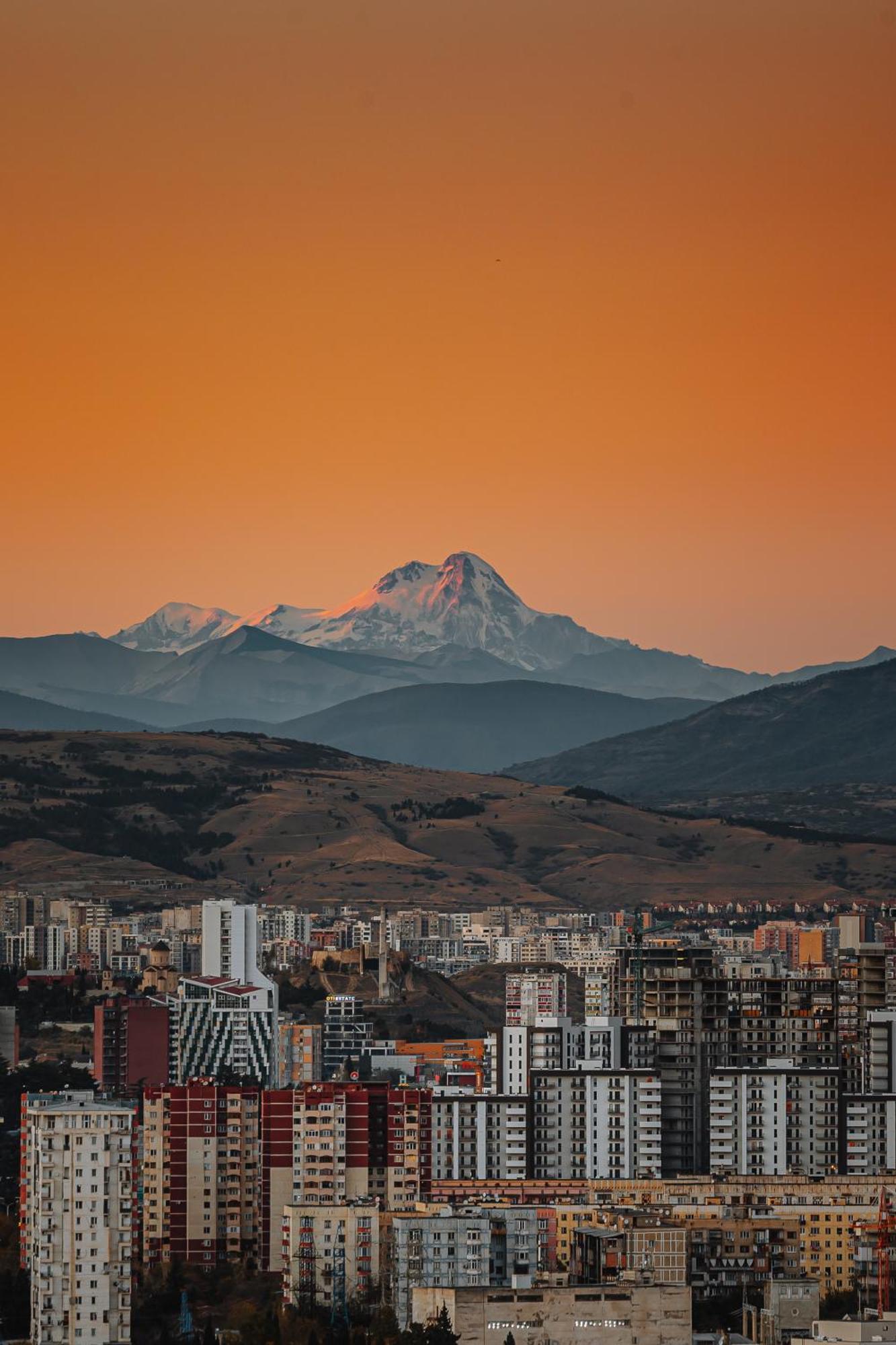 Hotel Sky Station Tbiliszi Kültér fotó