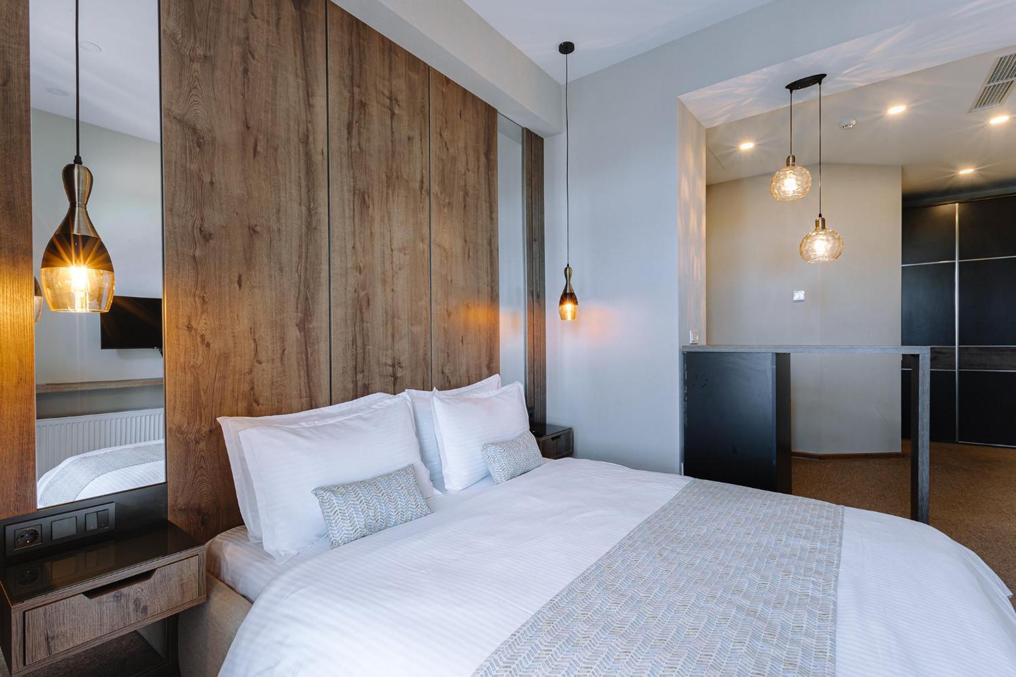 Hotel Sky Station Tbiliszi Kültér fotó